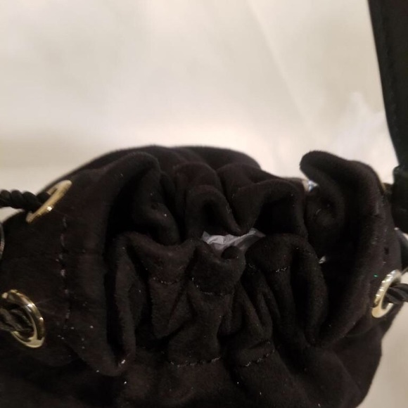 BLACK DRAW STRING PURSE - Picture 2 of 4